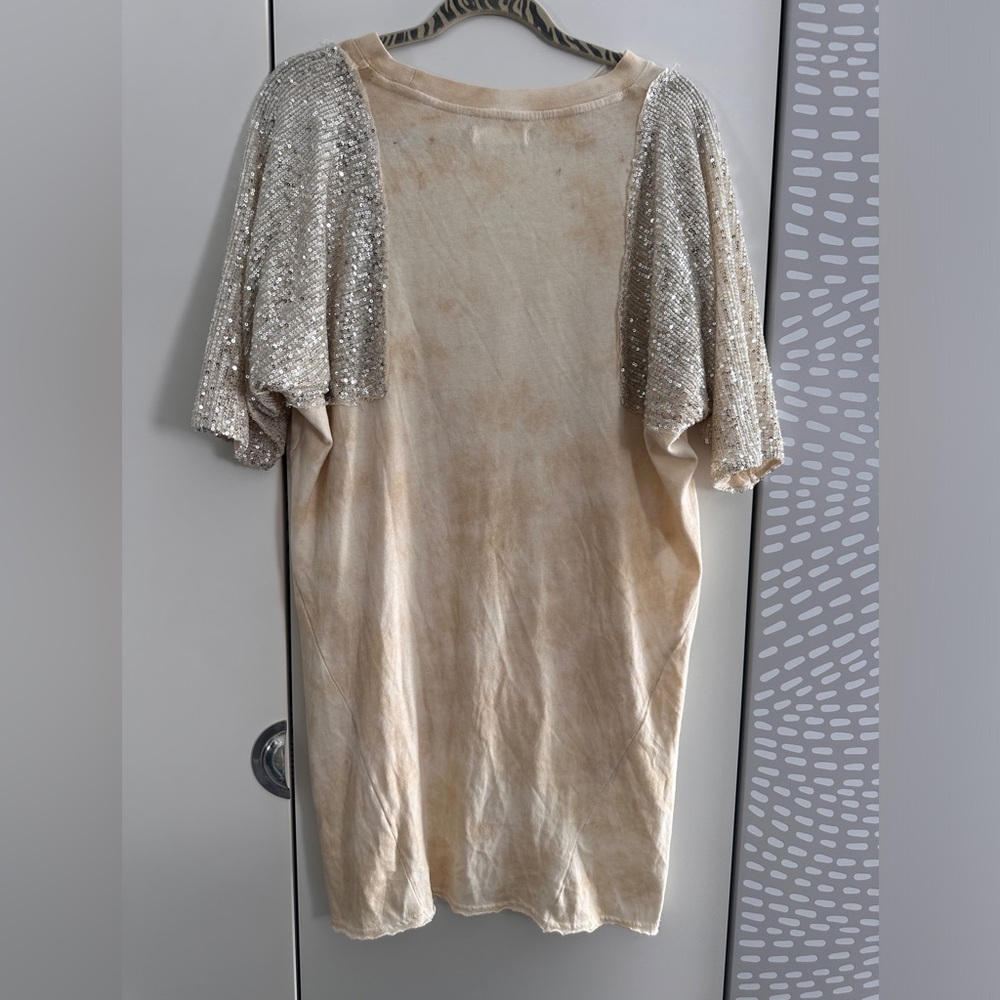 We the Free City Sparkle Tee- XS (runs large) - Picture 6 of 7